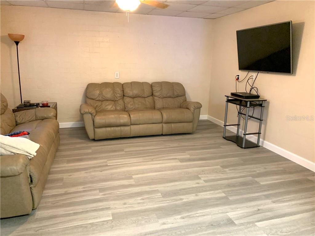 1016 E SEMORAN BLVD ,APOPKA,32703
