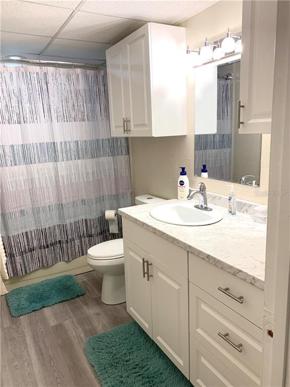 5662  GARDENS DR  #104,SARASOTA,34243