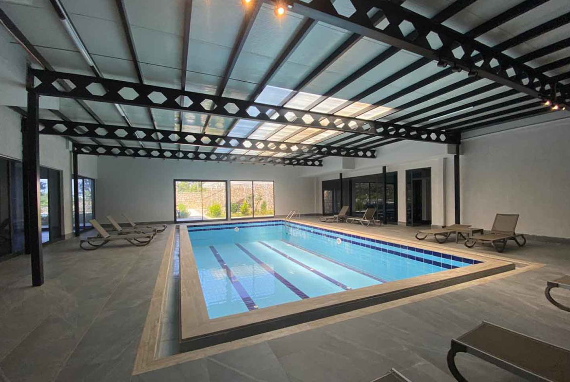 3 Bedroom Apartment In Oba