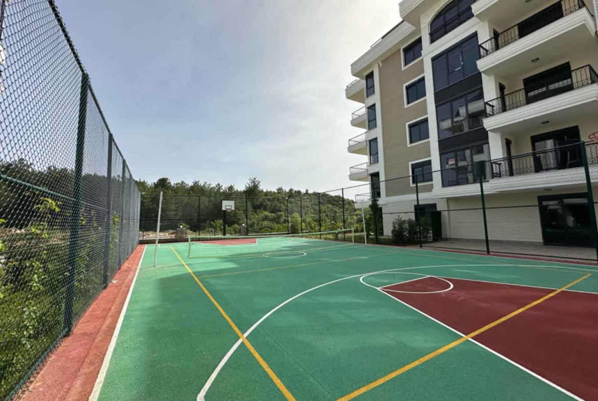 3 Bedroom Apartment In Oba