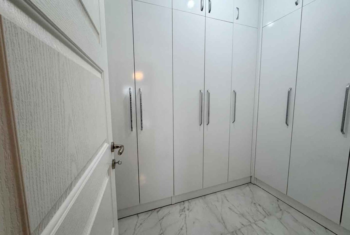 4+1 Luxury Resale Apartment For Sale In Alanya