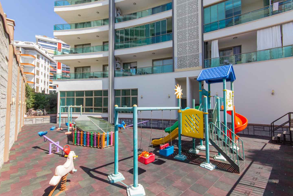 Resale Apartment In Mahmutlar Alanya