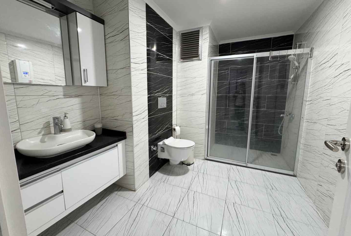 4+1 Luxury Resale Apartment For Sale In Alanya
