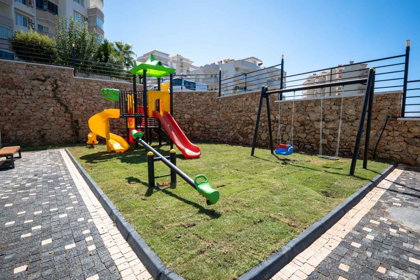 Apartment For Sale In Mahmutlar Alanya