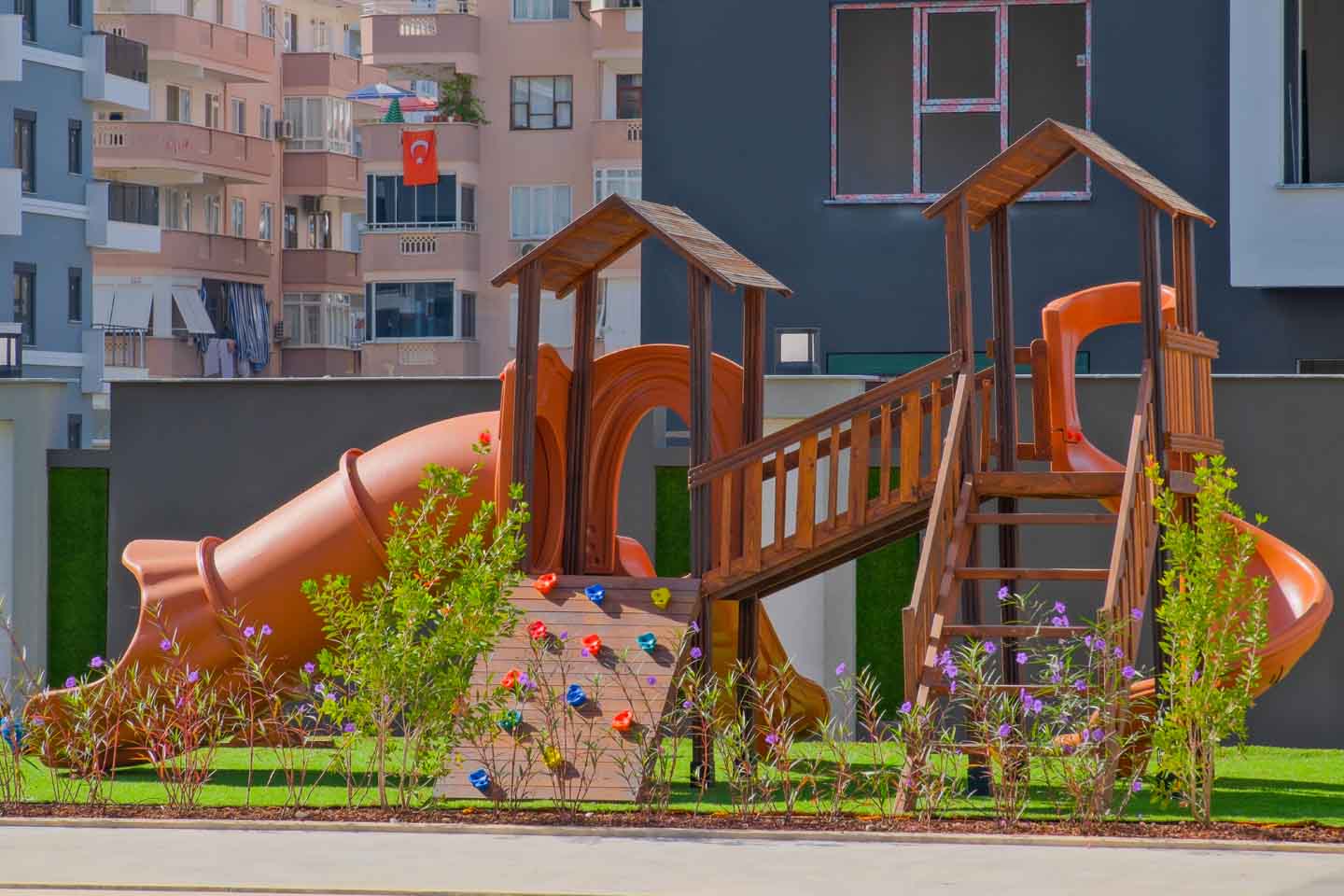 Apartment for Sale In Mahmutlar Alanya